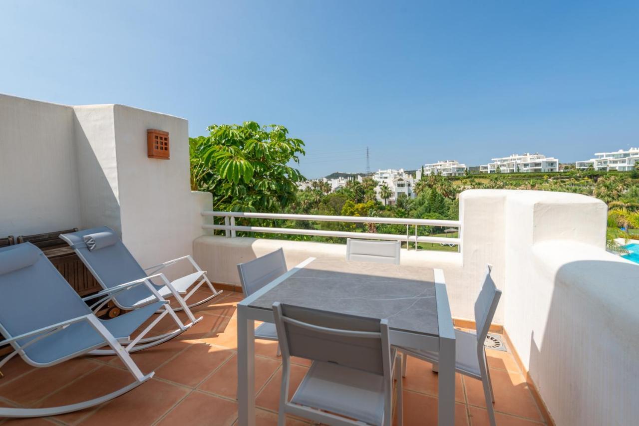 Alcazaba Lagoon 2425 Luxury Private Beach Estepona Exteriör bild