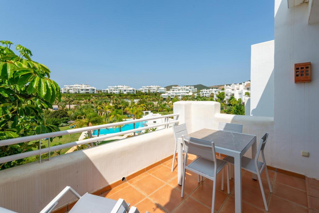 Alcazaba Lagoon 2425 Luxury Private Beach Estepona Exteriör bild