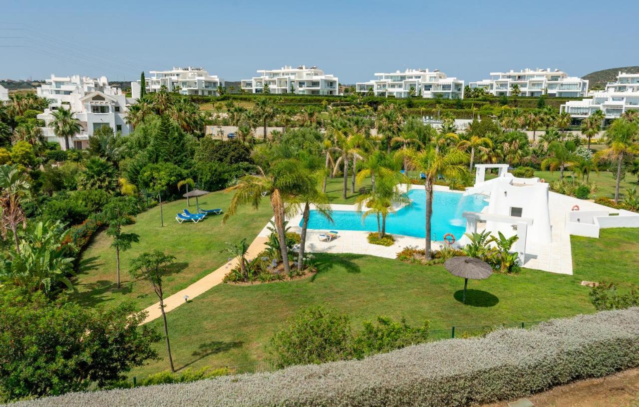 Alcazaba Lagoon 2425 Luxury Private Beach Estepona Exteriör bild